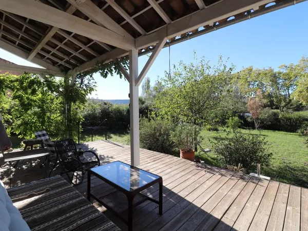 Maison ossature bois 7/8P 257 m2 sur terrain de 1285 m2