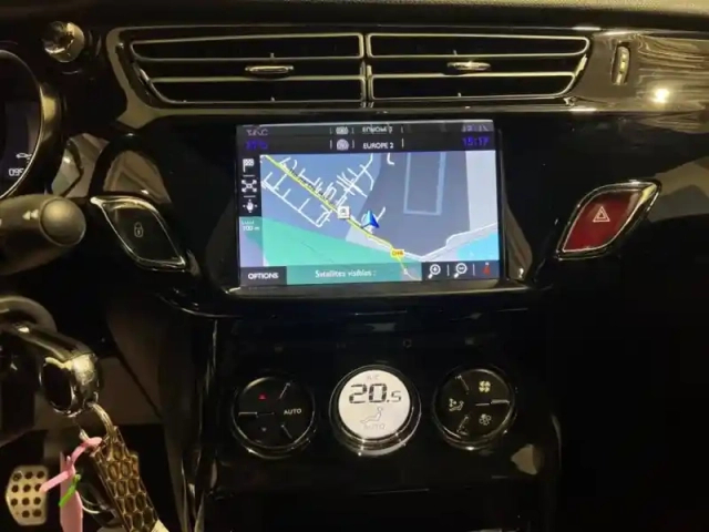 Ds Ds 3 puretech 130ch performance line s&amp;s — photo 9