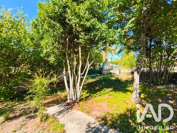 Terrain 370 m²