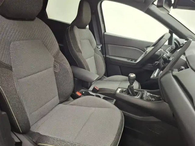 Renault Captur tce 90 ch — photo 81