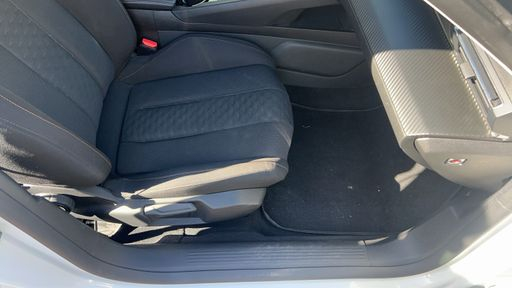 Peugeot 508 1.6 Hybrid 225 e-EAT8 - Active Pack – 2023 – 37256 km – Hybride rechargeable – Boîte Automatique — photo 13