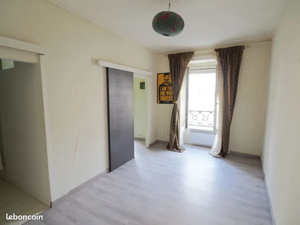 Studio 2 pièces 28 m²