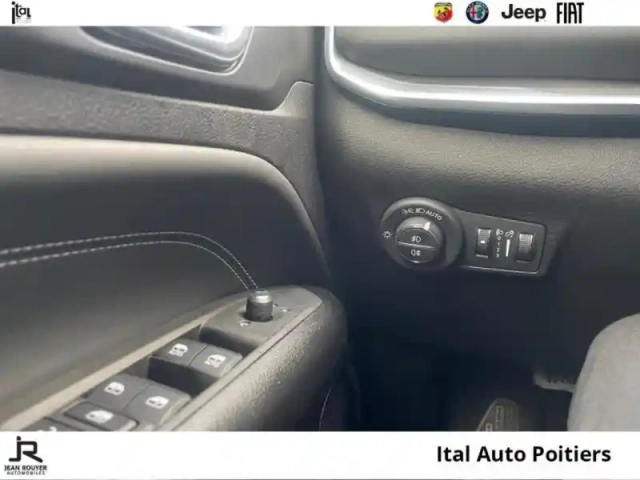 Jeep Compass 1.6 multijet ii 130ch limited 4x2 — photo 13