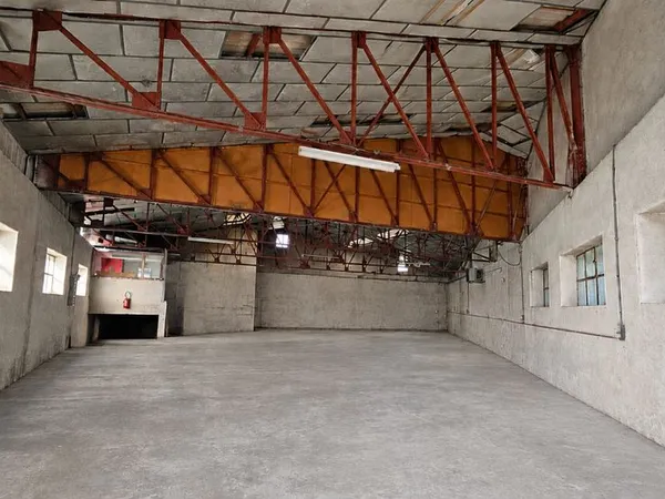 Dépôt / Atelier d'Activité 485 m² utiles — Dunières