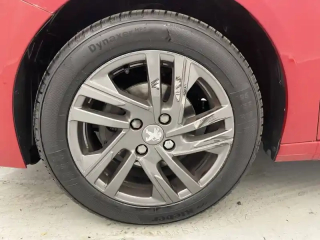 Peugeot 208 puretech 75 s&amp;s bvm5 — photo 16