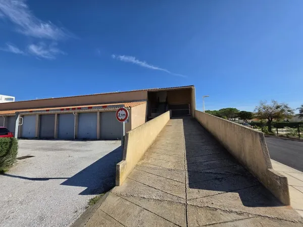 Garage Parking à vendre Port-Leucate