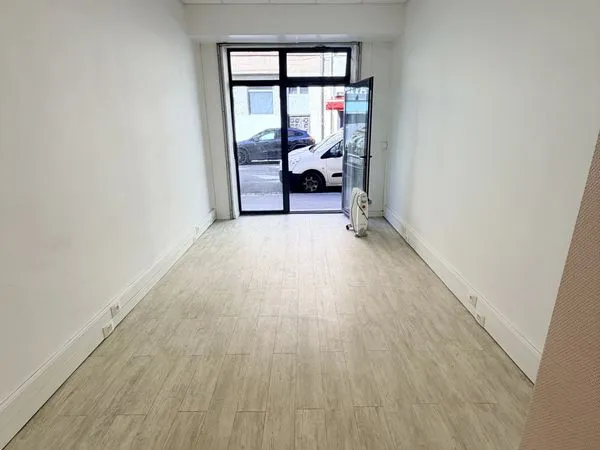 Local commercial 25 m² Lyon