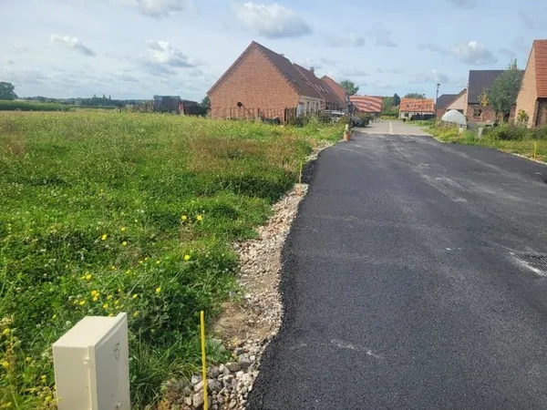 Terrain 350 m²