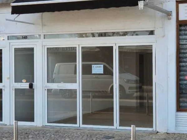 Local commercial 20m2 st palais sur mer