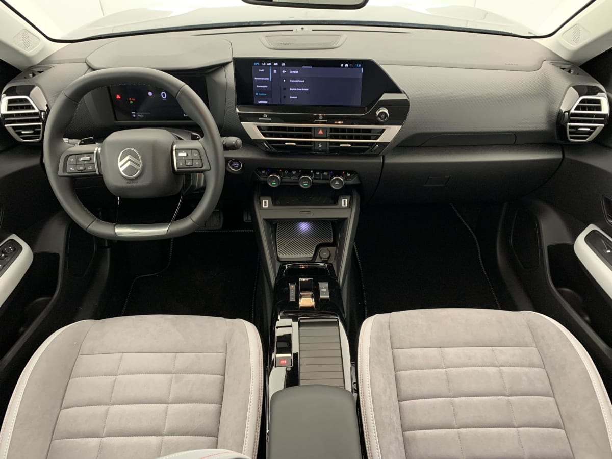 Citroën C4 — photo 12