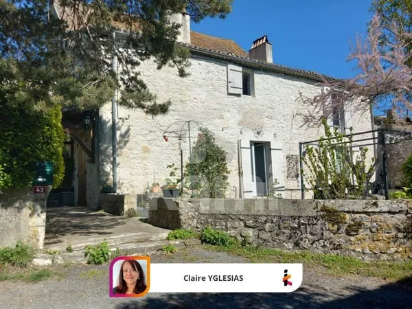 Maison 8 pièces 300 m²