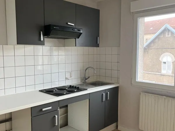Loue T3 71m2 dans maison chauffage compris