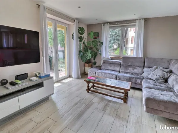 Maison 6 pièces 123 m²