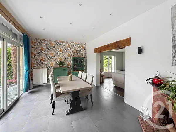 Maison 4 pièces 166 m²