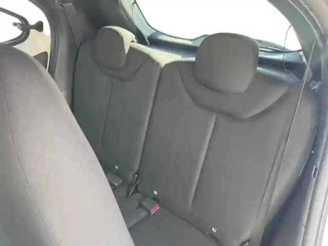 Toyota Aygo x 1.0 vvt-i 72ch dynamic — photo 13