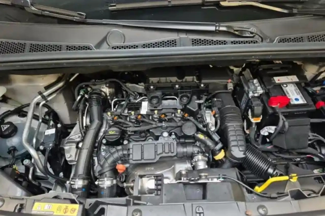Peugeot Partner fourgon m 1000 kg bluehdi 130 s&amp;s bvm6 — photo 106