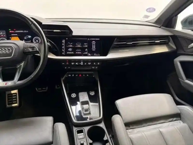 Audi A3 40 tfsie 204 s tronic 6 design — photo 9