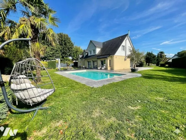 Maison 8 pièces 180 m²