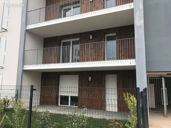 T2 40 m² + loggia 15 m² + parking - Toulouse Lardenne - Libre 25/10