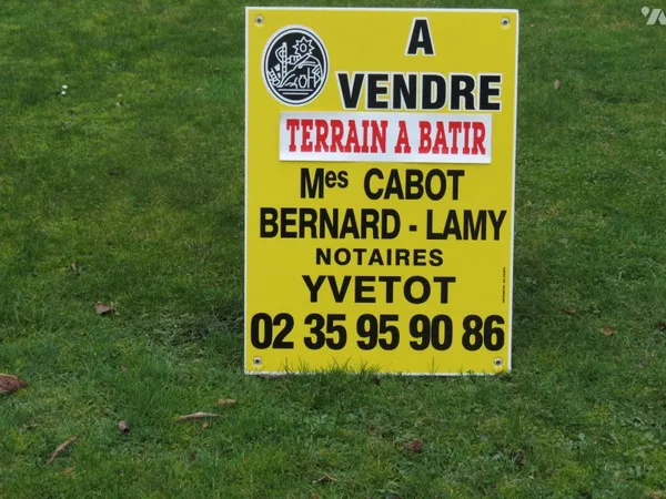 Terrain 950 m²