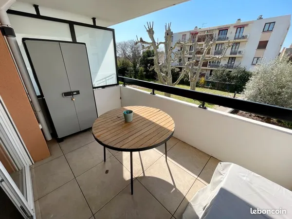 MARSEILLE 12e - T3 DE 63 M² - TERRASSE - PARKING - DPE A - VENDU LOUÉ