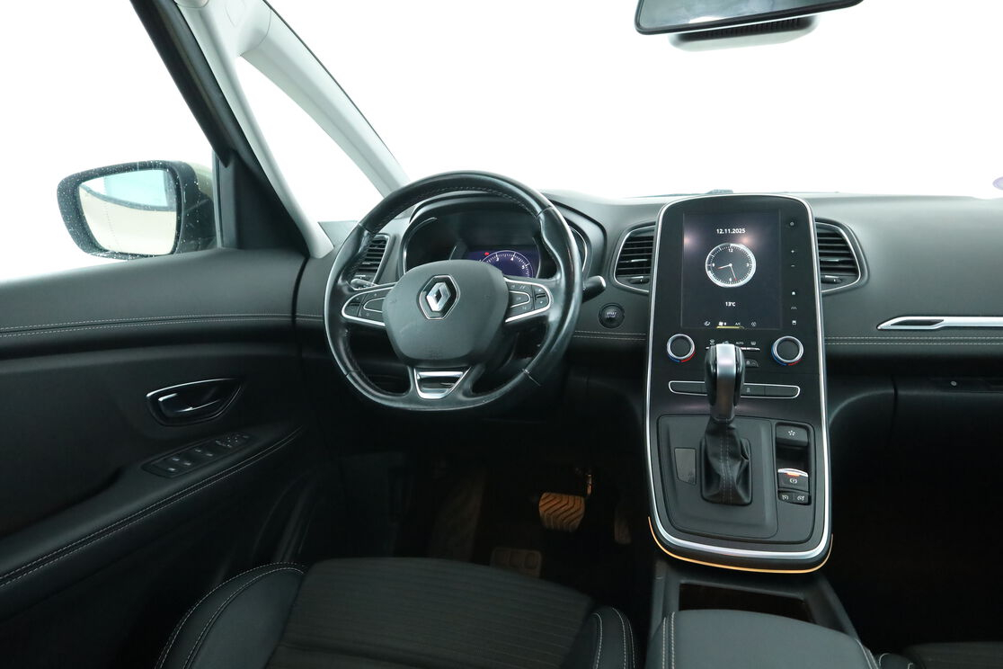 Renault Scenic 1.3 TCe Intens EDC — photo 12