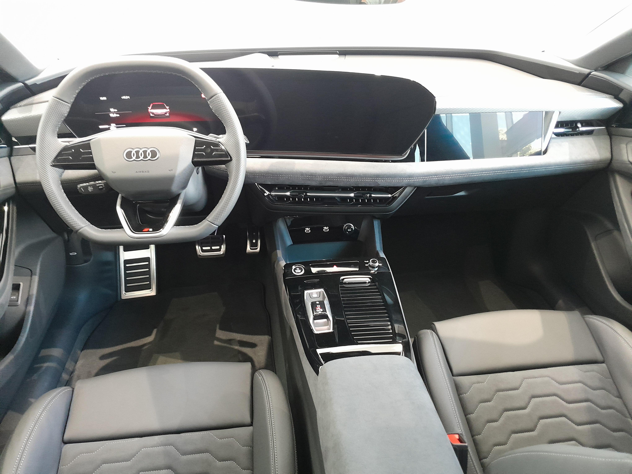 Audi A6 e-tron Avant Performance 367 ch 100 kWh — photo 16