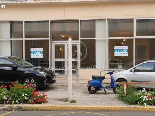 Local commercial 185 m² La Seyne-sur-Mer
