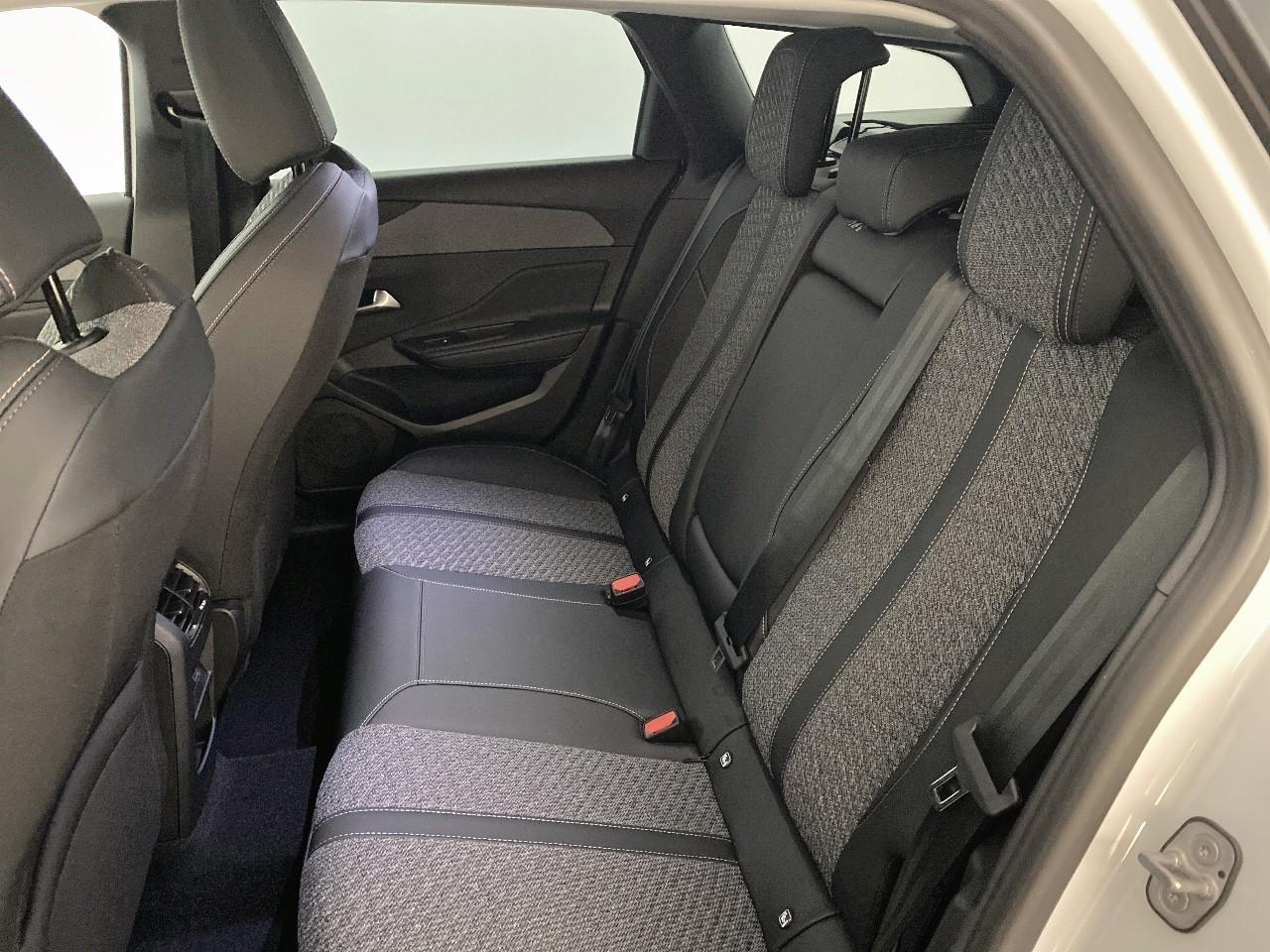 Peugeot 308 sw bluehdi 130ch s&s eat8 allure — photo 10