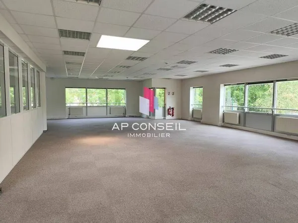 Bureaux 415 m²