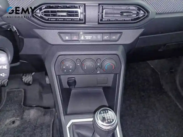 Dacia Jogger eco-g 100 7 places — photo 40