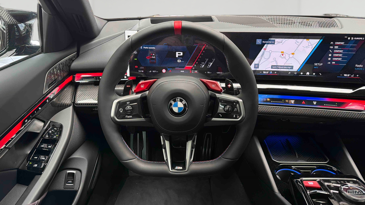 BMW M5 Touring PHEV 727 ch BVA8 — photo 12