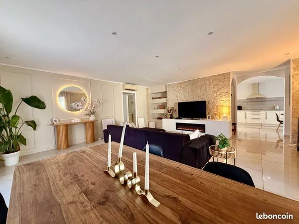 Maison de plain-pied 119 m² - 3/4 chambres - piscine - Sorgues