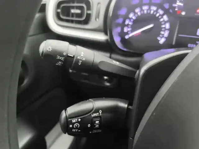 Citroën C3 bluehdi 100 ch bvm6 plus — photo 17