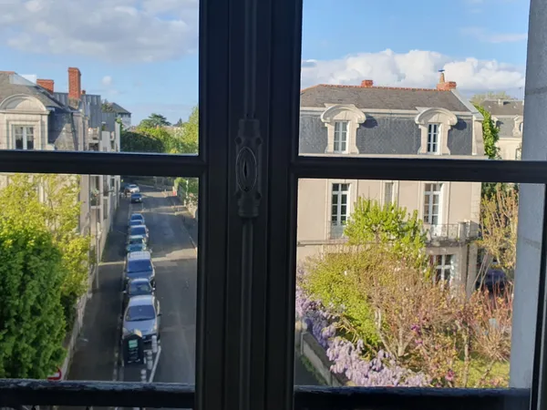 Loue chambre meublée avec sdb chez l'habitant- 20m² - Angers quartier La Fayette Centre