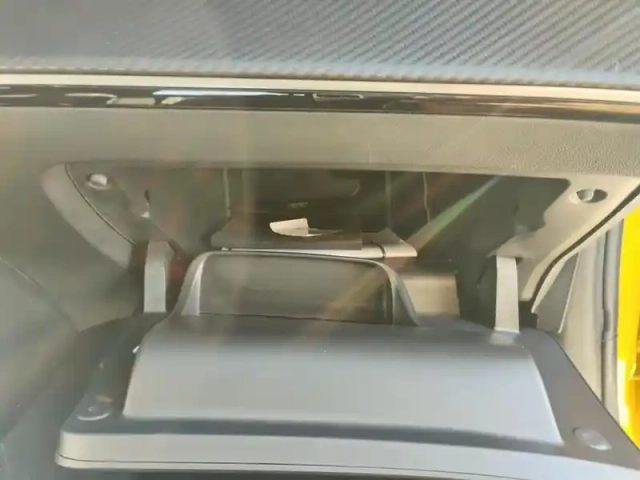Peugeot 208 puretech 75 s&amp;s bvm5 active — photo 16