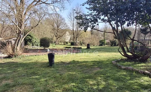 Maison 8 pièces 234 m²