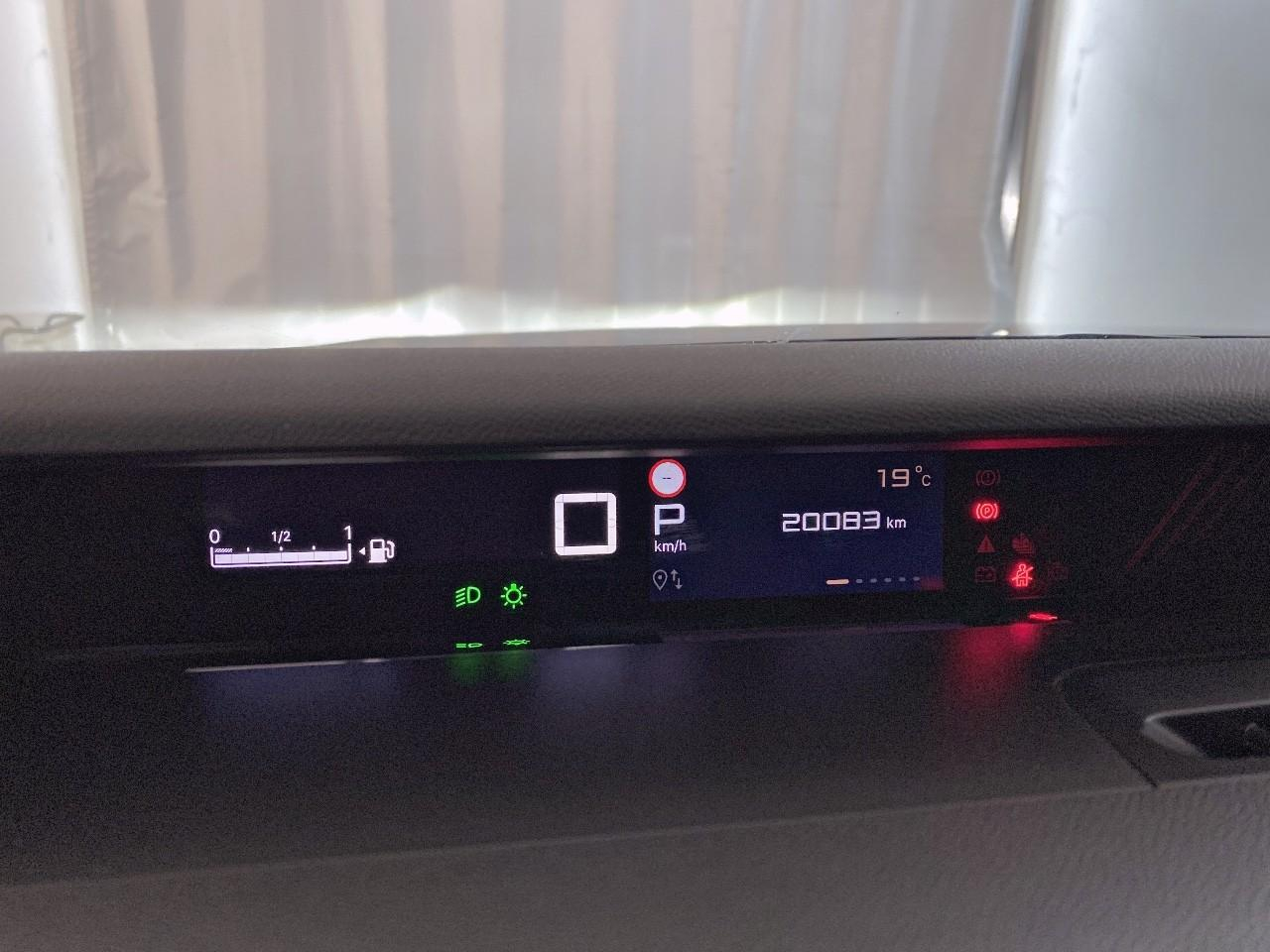 Citroën C3 Aircross hybride 145 ch aut plus — photo 13
