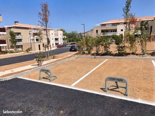 Stationnement Location Six-Fours-les-Plages   80€