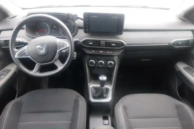 Dacia Jogger tce 110 5 places — photo 9
