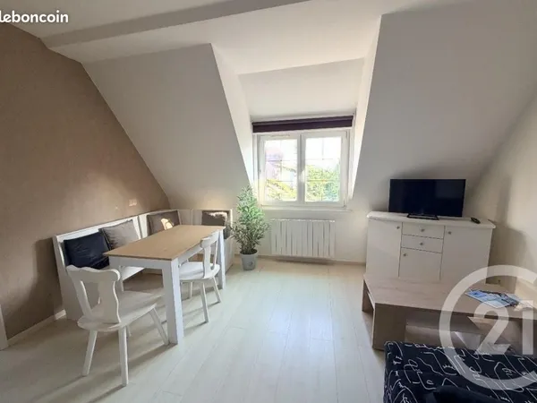Studio 1 pièce 30 m²