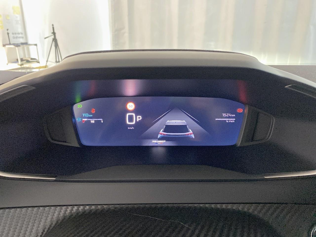 Peugeot 2008 hybrid 145 ch e-dcs6 allure — photo 13