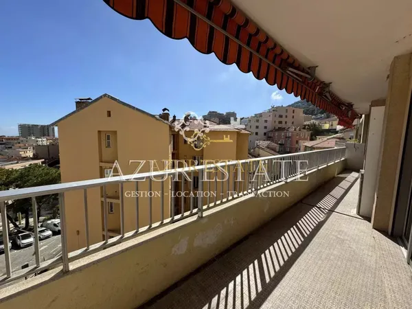 BEAUSOLEIL /MONEGHETTI : 3 PIECES AVEC TERRASSE ET PARKING