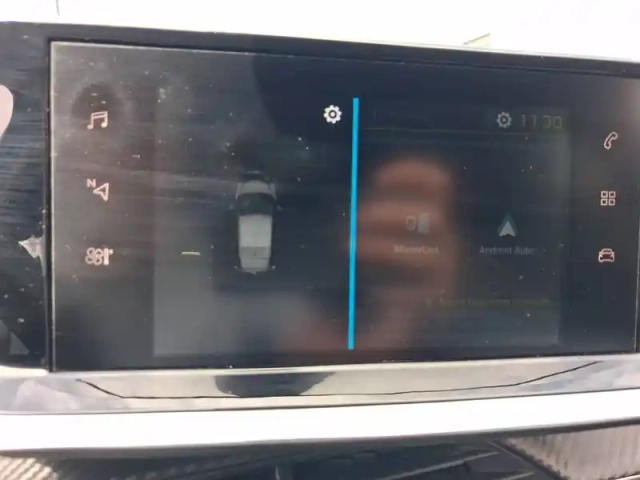 Peugeot 208 electrique 50 kwh 136ch — photo 15