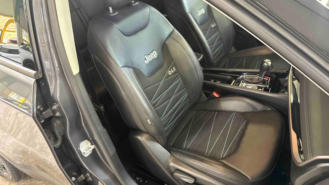 Jeep Compass 1.3 PHEV T4 240 ch 4xe eAWD — photo 31