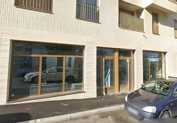 Local commercial 75 m² Villejuif