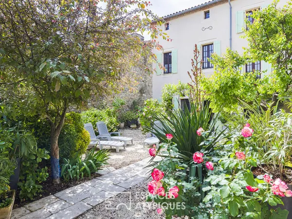 Maison de caractère en coeur de village, entre REVEL et CASTRES