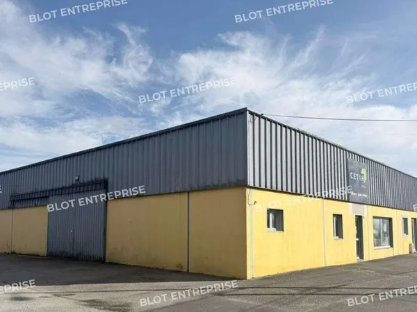 A vendre local d'activités de 885m² à Quimper