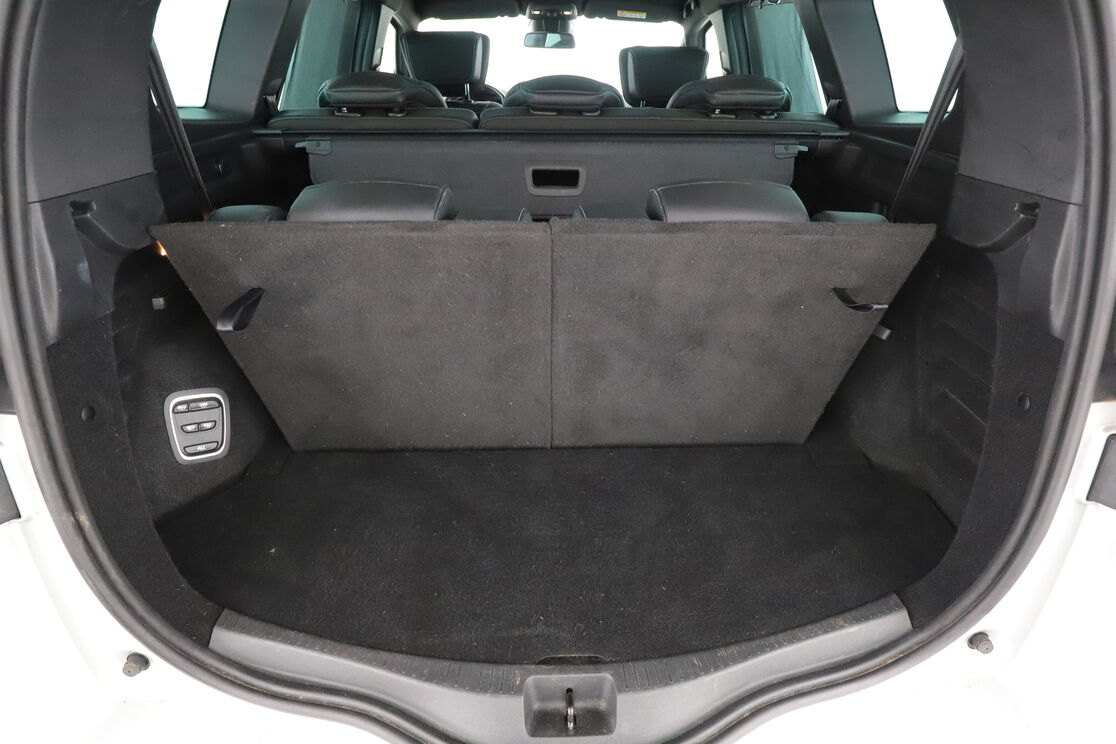 Renault Grand Scenic 1.3 TCe SL Black Edition EDC — photo 16