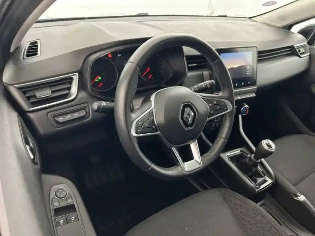 Renault Clio tce 90 — photo 19